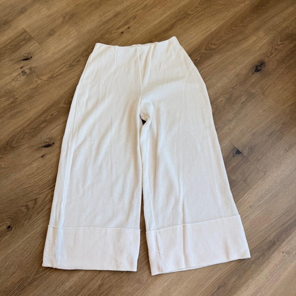 Zara Women Ivory Waffle Knit Wide Leg Cropped Pants Size M High Waist Culottes